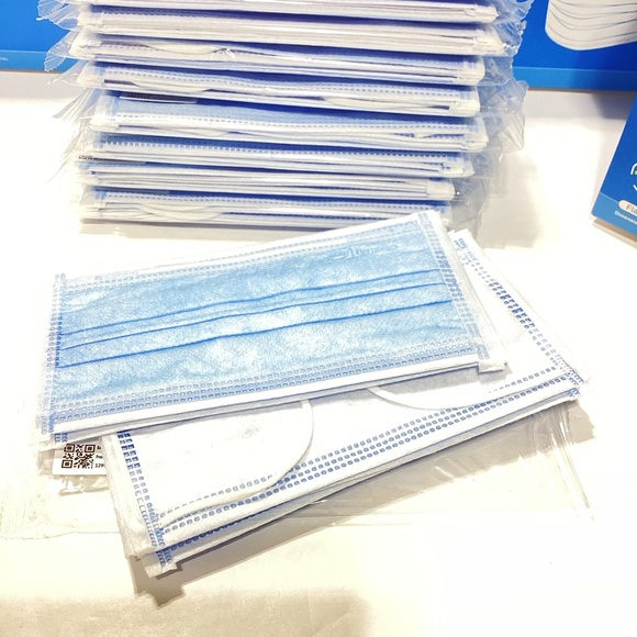 Face Masks 4 Boxes BYD Care Face Masks 50 pcs Each Box New D - Picture 8 of 10
